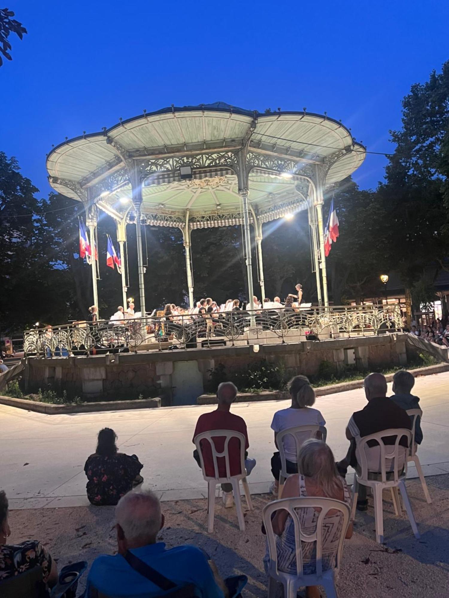 Le Splendid - Hypercentre - Proche Opera & Parcs - Thermes Vichy Ngoại thất bức ảnh